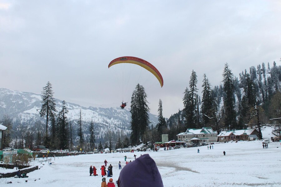 Delhi to Manali Cab Service